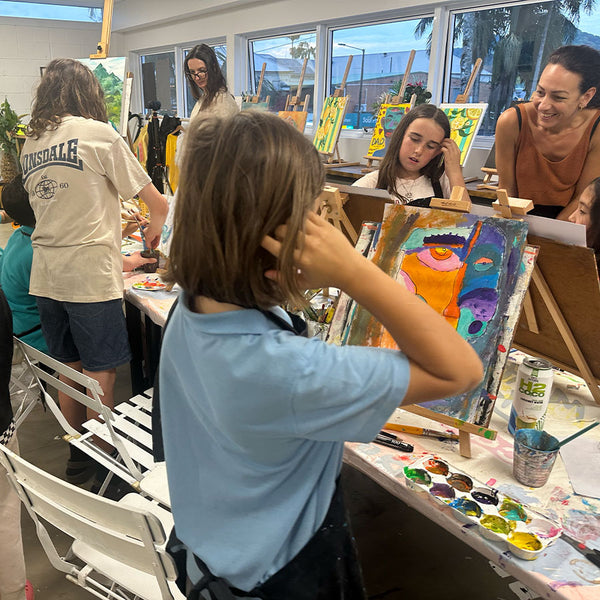 Paint Social - Fridays 🎨 12-3pm