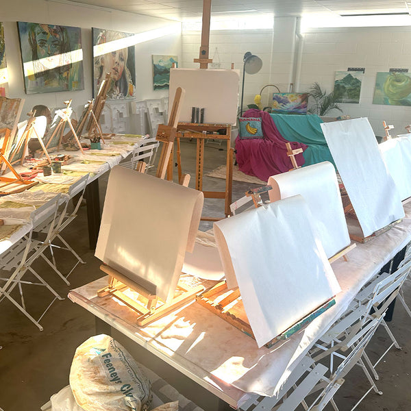 "CREATE Day"🎨 19 Jan Monday 10am-2pm "Airy element "+ Facepaint Glow up 🎄